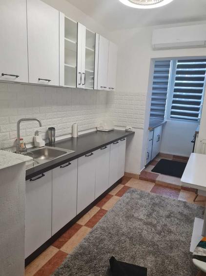 Inchiriez apartament cu 3 camere, Decebal/ Doina - 16