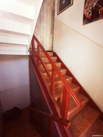 Vand apartament la casa in zona centrala Resita - 4