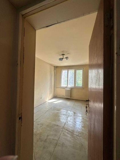 Apartament 3 camere, zona excelenta Eroii Revolutiei ideal pentru renovare dupa propriul stil - 6