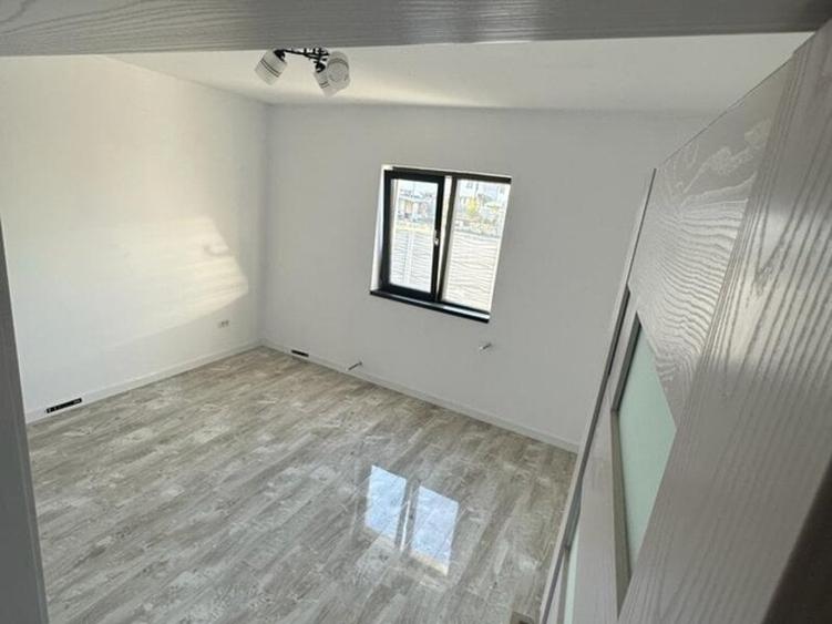 Case noi LA CHEIE ,Varteju,COMISION 0%, - 3