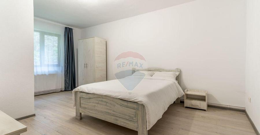 Oportunitate | Pensiune cu Restaurant | 21 camere - 8