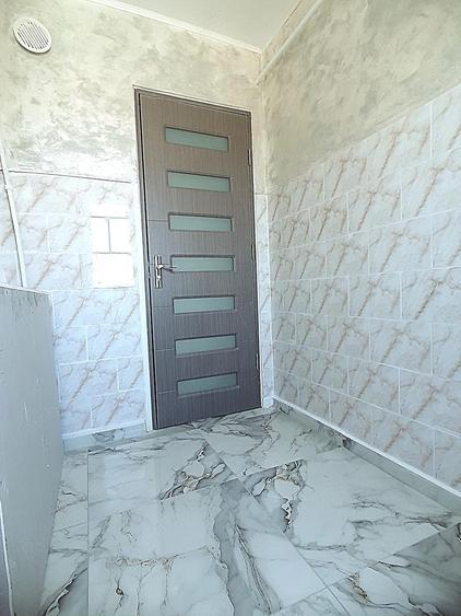 Apartament de vanzare 3 camere ,etajul 3 ,renovat recent - 4