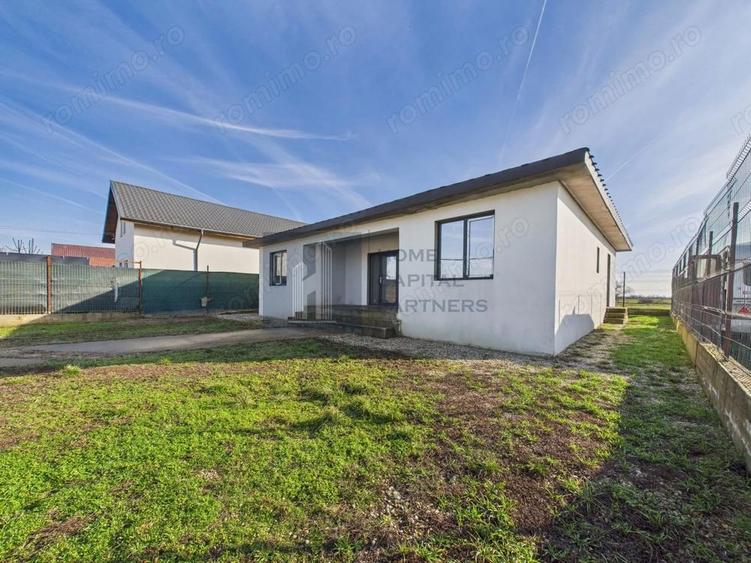 Casa individuala de vanzare Tunari-Dimieni | 4 camere si dependinte - 8