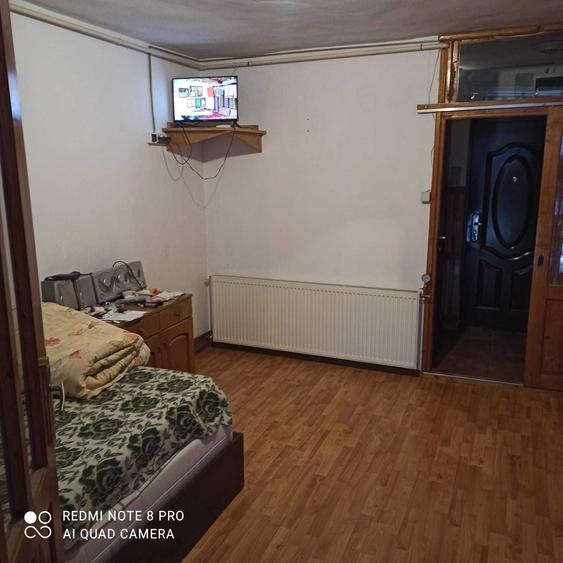 Vand Garsoniera In Codlea - 3