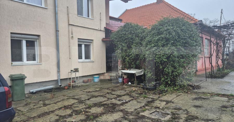 Casa 4 dormitoare, 190 mp, 1306 mp teren, zona Careiului - 9