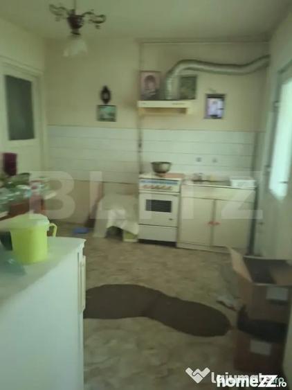 Casă cu 4 camere cu Teren 1100 Mp în Central