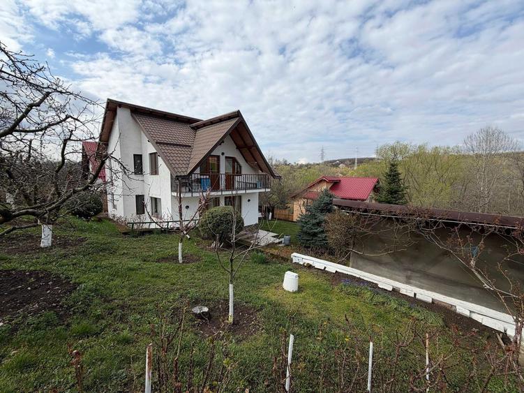 Casa zona verde | 4 camere, 920 mp teren, garaj | Valenii de Munte - 3