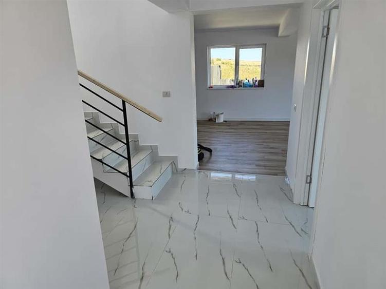 Vila 4 camere , P+1E , 447 mp teren - Valea Lupului , Iasi - 5