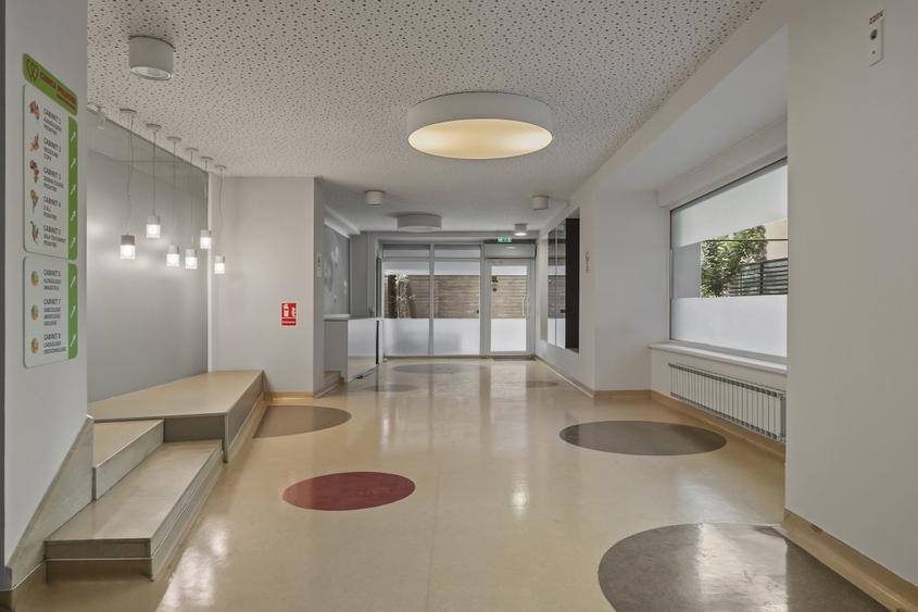 Blvd. Aviatorilor, duplex P+1, Inchiriat! Investitie. - 1