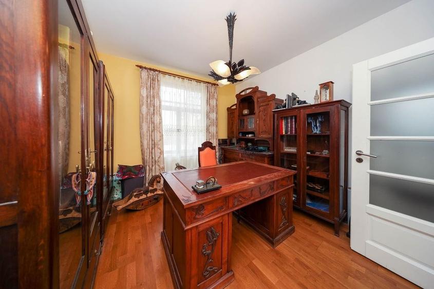 Casă deosebită de v&acirc;nzare &icirc;n centrul Brașovului - 11