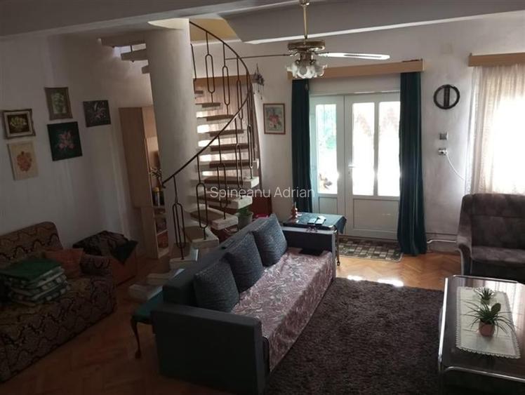 De vanzare casa mare , zona Brancoveanu, suprafata utile 350 mp De vanzare casa mare , zona Brancoveanu, suprafata utile 350 mp