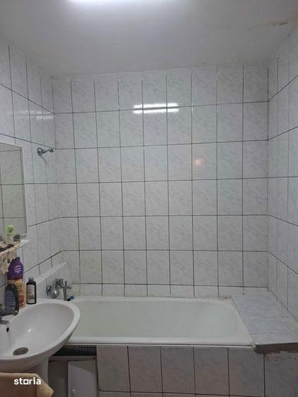 Vand apartament3 camere decomandat - 7