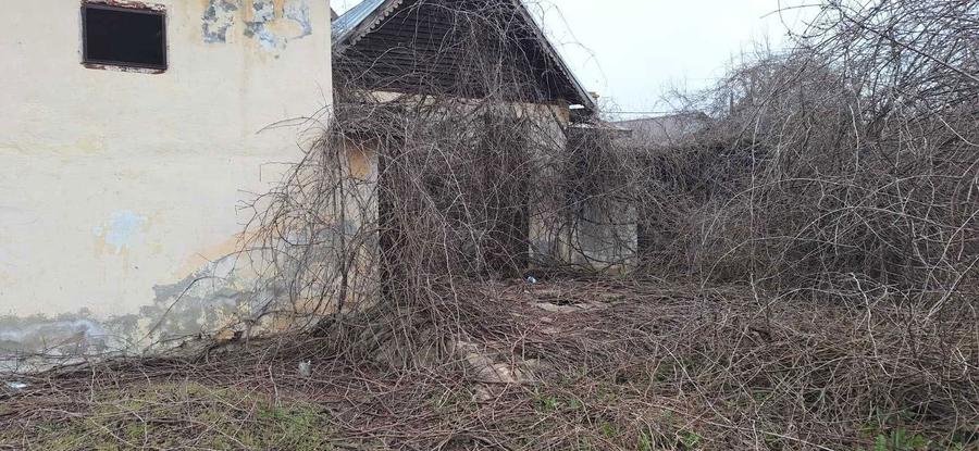 Teren 6662mp + Cladire 362mp A2 - 2