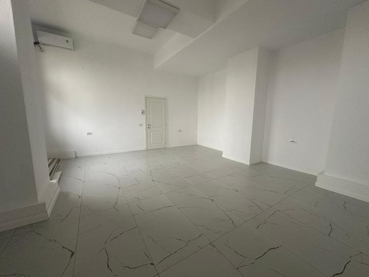 Spatiu comercial, 36 mp, cartier Centru, zona Teatrul Marin Sorescu - 2