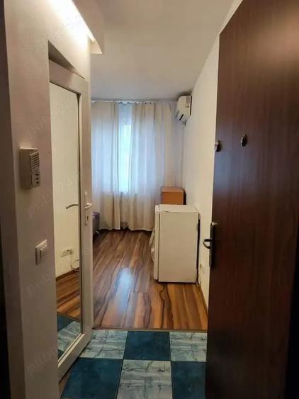 Proprietar ofer o garsoniera in chirie in Timi?oara-Complexul Studen?esc - 2