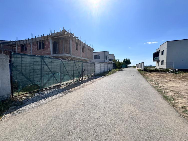 Complex nou 4 case P+1+M.5 cam.Util 175mp.Teren 253mp - 4