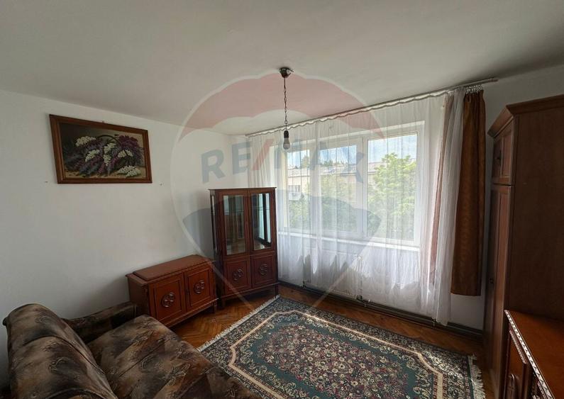 Apartament 2 camere- str. GEORGE COSBUC - 4