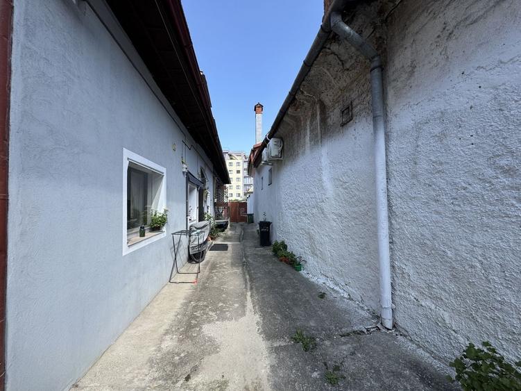 Apartament cu 2 camere la casa in Blumana, str De Mijloc - 24