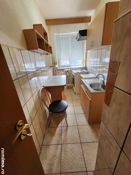 Proprietar Inchiriez apartament cu 2 camere in zona Dacia - 8