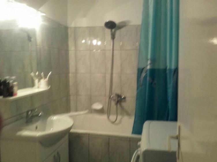 Apartament o camera zona Garii - 1