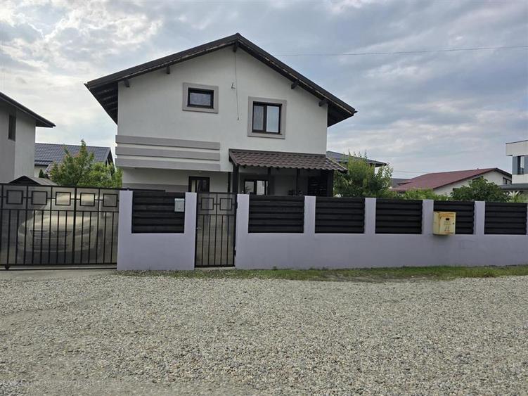 Vila mobilata si utilata- 4 camere - 2 bai - 350mp teren - 1