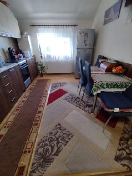 Vând apartament  - 5