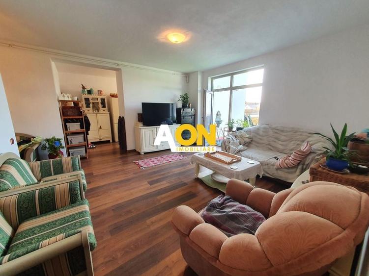 Apartament 3 camere + terasa de 85 mp + garaj subteran, bloc nou - 1