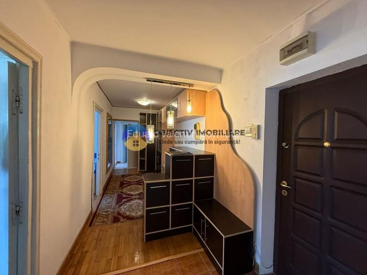 Apartament 3 camere spatios - zona 1 Mai