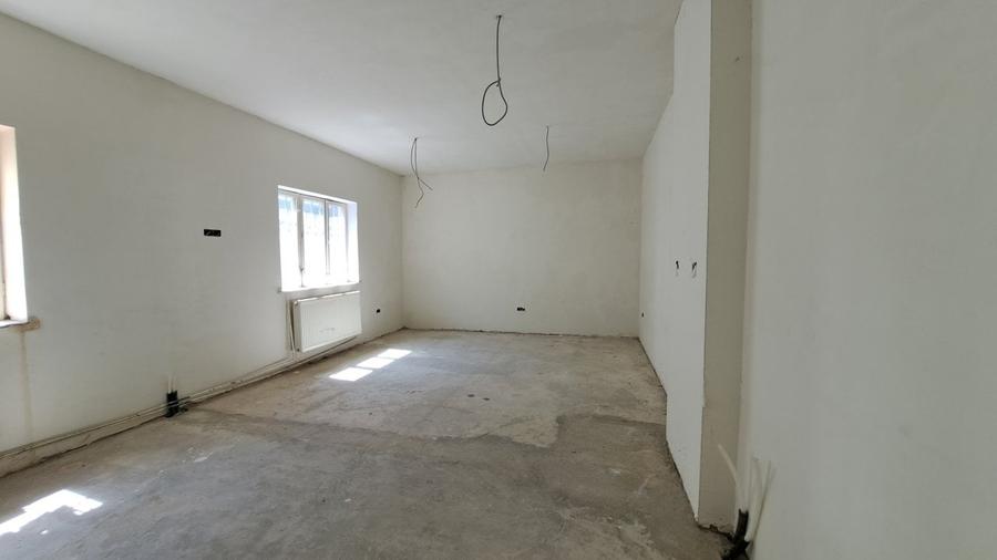 Tomis II - casa caramida 51 mp + teren 165 mp - 7