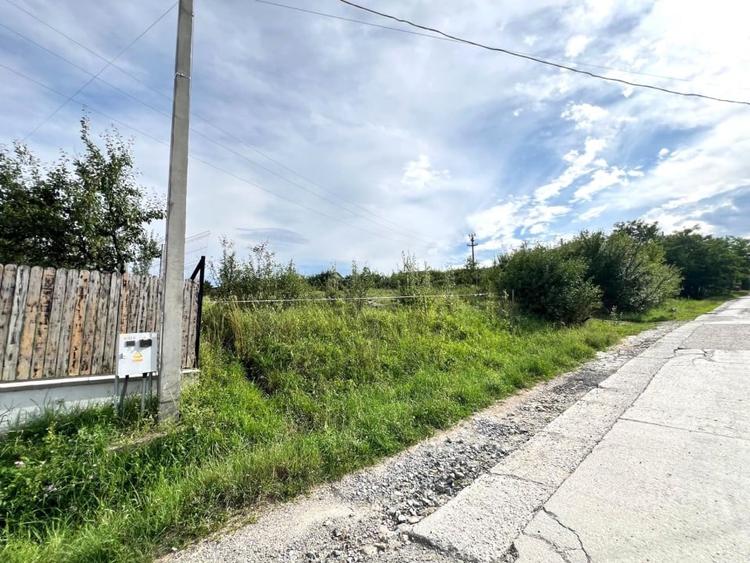 Teren Intravilan, 1055/ 527 Constructii, Centru Chinteni 21 Decembrie - 7