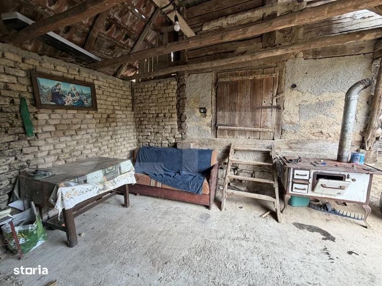 Casă cu 3 camere în Pericei