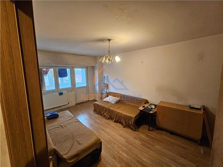 Garsoniera de vanzare, zona Mall Vitan - 2