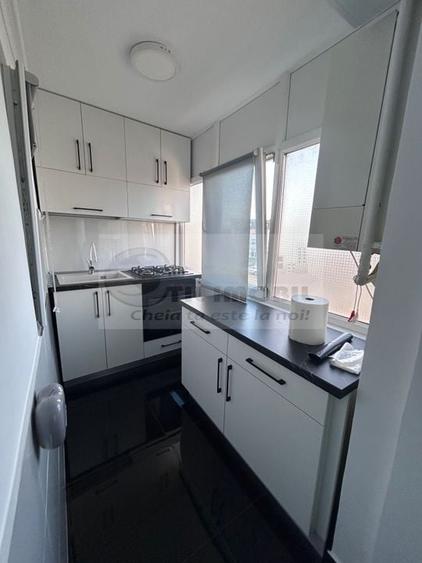 Apartament 34 mp, mobilat-utilat, zona Nicolina, 68.000 EUR - 3