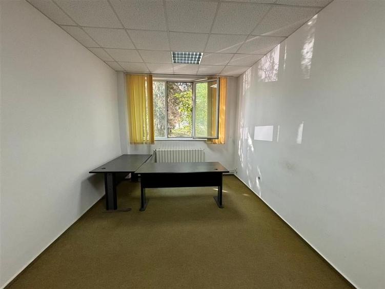 Cladiri de birouri 1.116mp si teren intravilan 5.687 mp de vanzare - 12