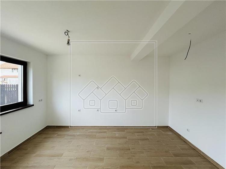 Casa de vanzare in Sibiu - 121 mp utili + 247 mp teren - 3