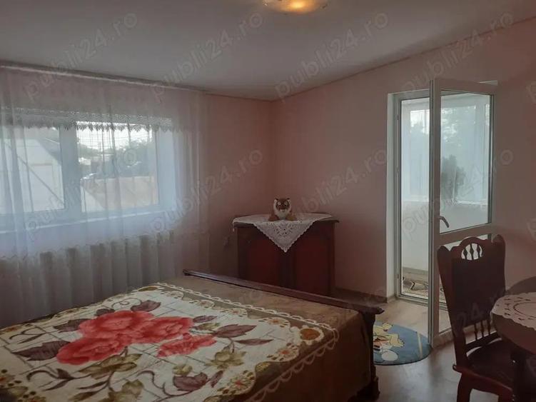 Vanzare Casa P + M constr. 2006 zona Chercea - Comuna din Paris - 18