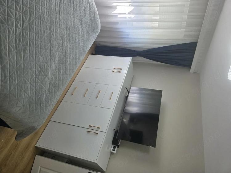 Garsonieră decomandată în Exercițiu