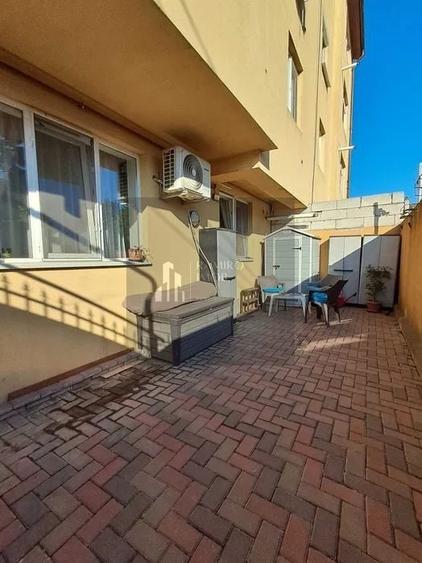 Apartament cu 2 camere decomandat, mobilat în Apărătorii Patriei