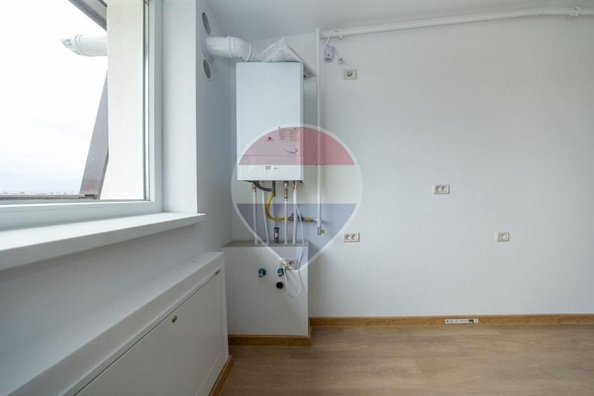 Apartament cu 2 camere semidecomandat în Sânpetru