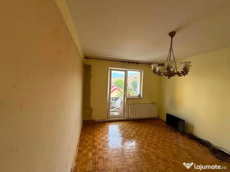 Apartament cu 2 camere semidecomandat în Central