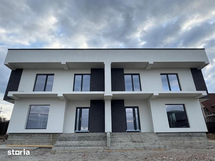 Casă cu 4 camere cu Teren 250 Mp în Găvana
