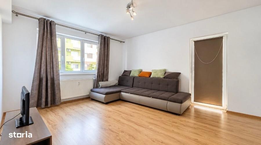 Apartament cu 3 camere în Nufărul