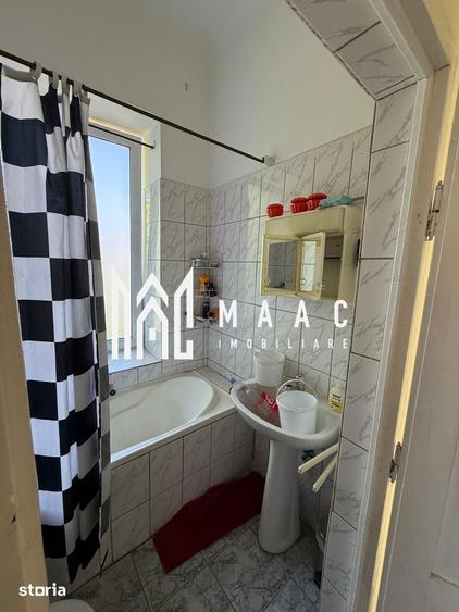 Casă individuală cu 5 camere cu Canalizare în Șura Mică