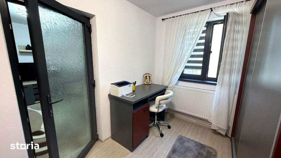 Apartament cu 2 camere semidecomandat, mobilat în Cetate