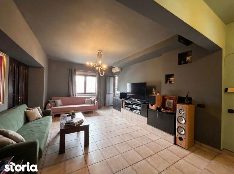 Apartament cu 3 camere, mobilat în Dacia