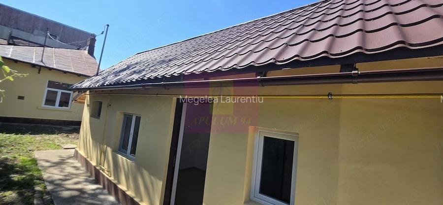 Casa cu 2 camere de vanzare in Campina