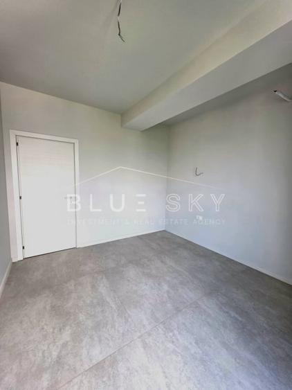 Apartament cu 3 camere decomandat în Faleza Nord