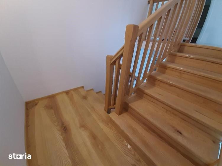 Casă cu 6 camere cu Teren 370 Mp în Ștefănești