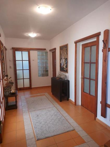 Apartament cu 3 camere în Centrul Istoric