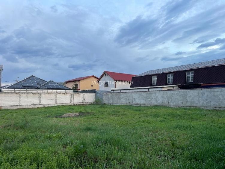 Teren intravilan POT 60% - Colentina - Aleea Dinogetia